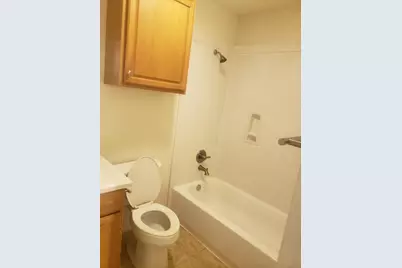 712 N Sharp Street, Franklin, TX 77856 - Photo 10