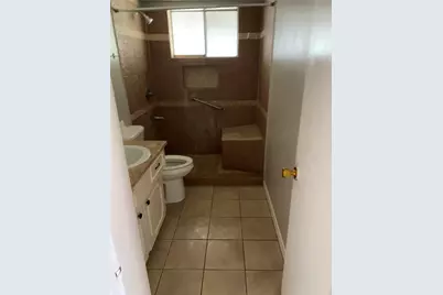 206 W Mitchell Road, Houston, TX 77037 - Photo 10