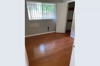206 W Mitchell Road, Houston, TX 77037 - Photo 8
