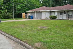 206 W Mitchell Rd, Houston, TX 77037 - Photo 2