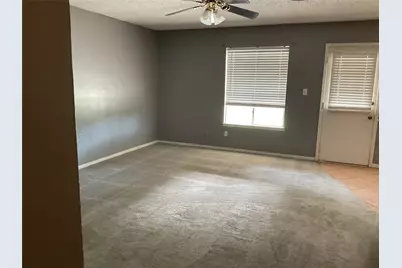 5129 Chateaux Drive, Bay City, TX 77414 - Photo 4