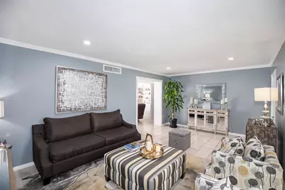 2101 Fountain View Drive #80, Houston, TX 77057 - Photo 10