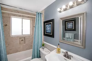 2101 Fountain View Dr, Houston, TX 77057 - Photo 26