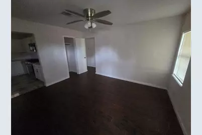 8755 Pattibob Street, Houston, TX 77029 - Photo 6