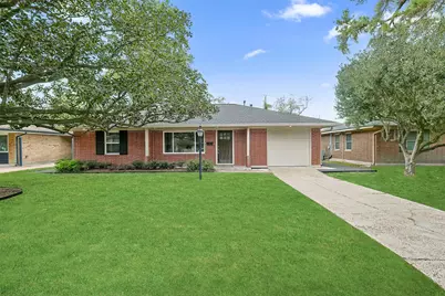 2015 Woodcrest Drive, Houston, TX 77018 - Photo 1