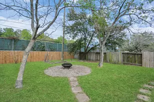 13339 Yaupon Holly Ln, Houston, TX 77044 - Photo 22