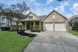 13339 Yaupon Holly Ln, Houston, TX 77044 - Photo 2