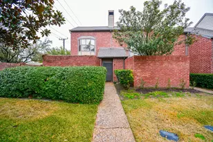 7447 Cambridge St, Houston, TX 77054 - Photo 2