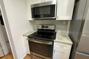 2100 Commonwealth St, Houston, TX 77006 - Photo 8