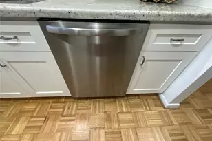 2100 Commonwealth St, Houston, TX 77006 - Photo 10