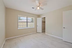 2513 Meadow Ln, La Marque, TX 77568 - Photo 12