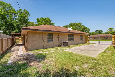 2513 Meadow Lane, La Marque, TX 77568 - Photo 18