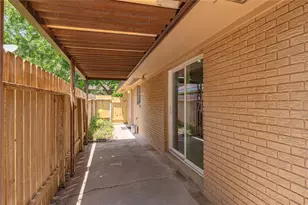 2513 Meadow Ln, La Marque, TX 77568 - Photo 20