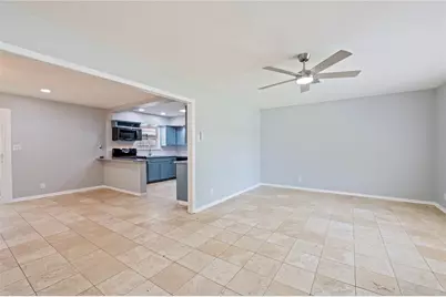 2513 Meadow Lane, La Marque, TX 77568 - Photo 4
