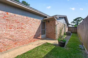 10635 Seaford Dr, Houston, TX 77089 - Photo 30