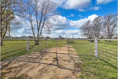 8411 Meadowlark Drive, Baytown, TX 77523 - Photo 6