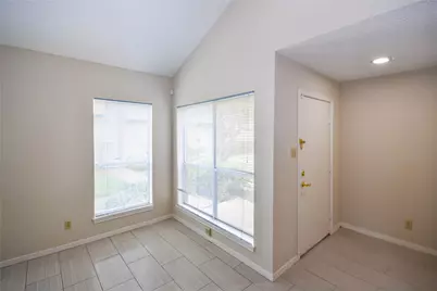 9262 Westwood Village Drive, Houston, TX 77036 - Photo 2