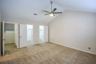 9262 Westwood Village Drive, Houston, TX 77036 - Photo 20