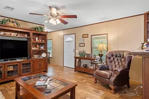 375 Chestnut Bend, Huntsville, TX 77320 - Photo 4