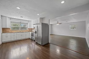 6918 Irvington Blvd, Houston, TX 77022 - Photo 2
