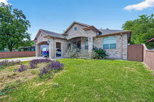 5771 Belarbor St, Houston, TX 77033 - Photo 4