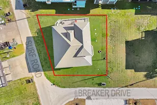 2640 Breaker Dr, Crystal Beach, TX 77650 - Photo 8