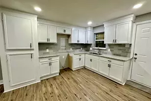10210 Ashville Dr, Houston, TX 77051 - Photo 2