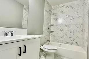 10210 Ashville Dr, Houston, TX 77051 - Photo 8