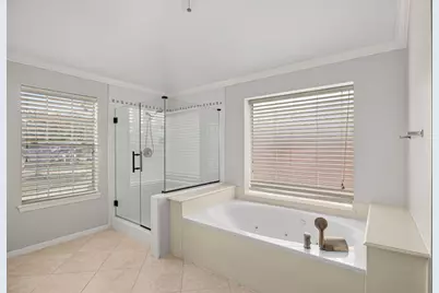 7915 Capri Circle, Houston, TX 77095 - Photo 32