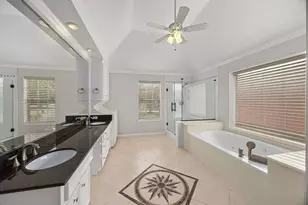 7915 Capri Cir, Houston, TX 77095 - Photo 30