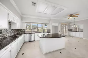 7915 Capri Cir, Houston, TX 77095 - Photo 12