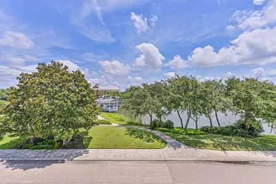 2 Compass Circle, Galveston, TX 77554 - Photo 6