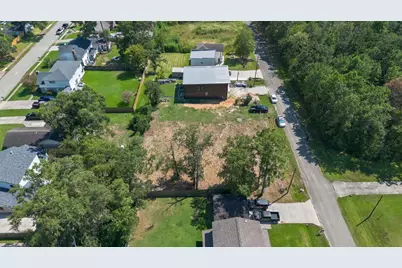 17129 Sprawling Oaks Drive, Conroe, TX 77385 - Photo 8