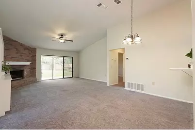 5718 Lake Cove Street, San Antonio, TX 78222 - Photo 6
