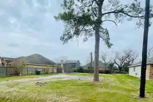 4817 Paula St, Houston, TX 77033 - Photo 4