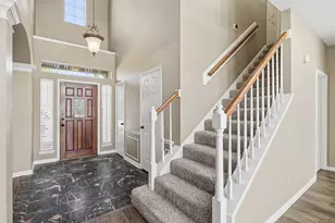 6734 Flowermound Dr, Sugar Land, TX 77479 - Photo 4