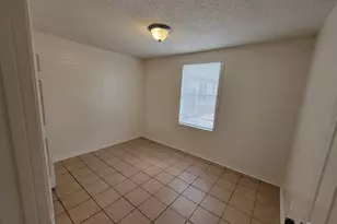 7124 Avenue I, Houston, TX 77011 - Photo 2