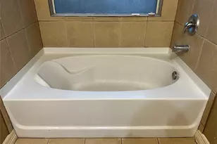 8421 Lawler St, Houston, TX 77051 - Photo 24