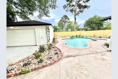 2511 Briarpark Drive, Houston, TX 77042 - Photo 12