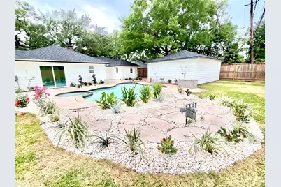 2511 Briarpark Drive, Houston, TX 77042 - Photo 6