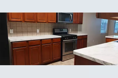 13111 Rippling Creek Lane S, Pearland, TX 77584 - Photo 10