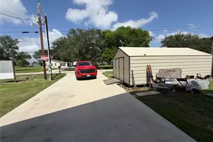 94 Trout St, Palacios, TX 77465 - Photo 28