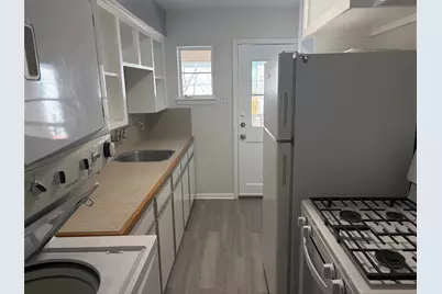 2414 Richton Street #4, Houston, TX 77098 - Photo 10