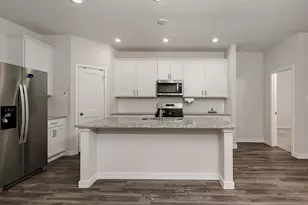 323 Intrepid Trl, Magnolia, TX 77354 - Photo 10