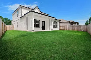 323 Intrepid Trl, Magnolia, TX 77354 - Photo 22