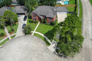 702 E Haven Ct, Friendswood, TX 77546 - Photo 22