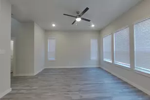 9835 Willow Creek Commerce Dr, Tomball, TX 77375 - Photo 2