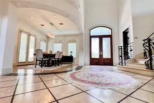 2502 Chimney Rock Rd, Houston, TX 77056 - Photo 4