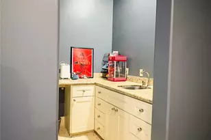 2502 Chimney Rock Rd, Houston, TX 77056 - Photo 34