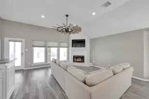 12858 Pelican Island Dr, Willis, TX 77318 - Photo 14